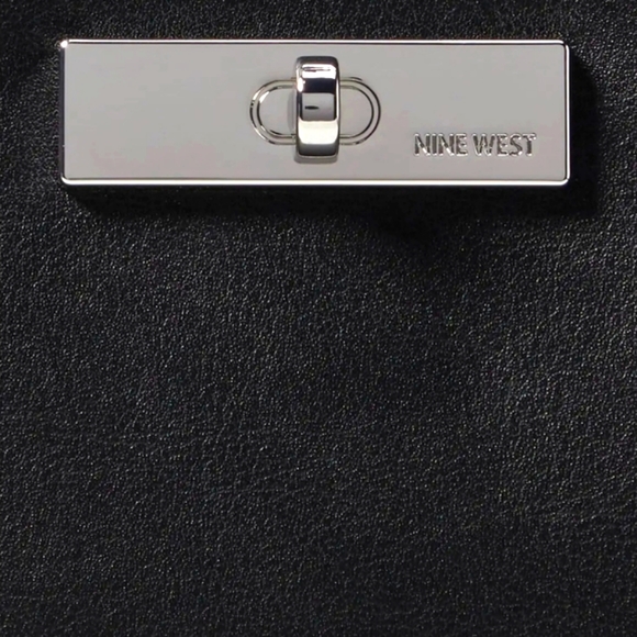 NWT Nine West Black Harmon Swingpack Crossbody - Picture 4 of 11